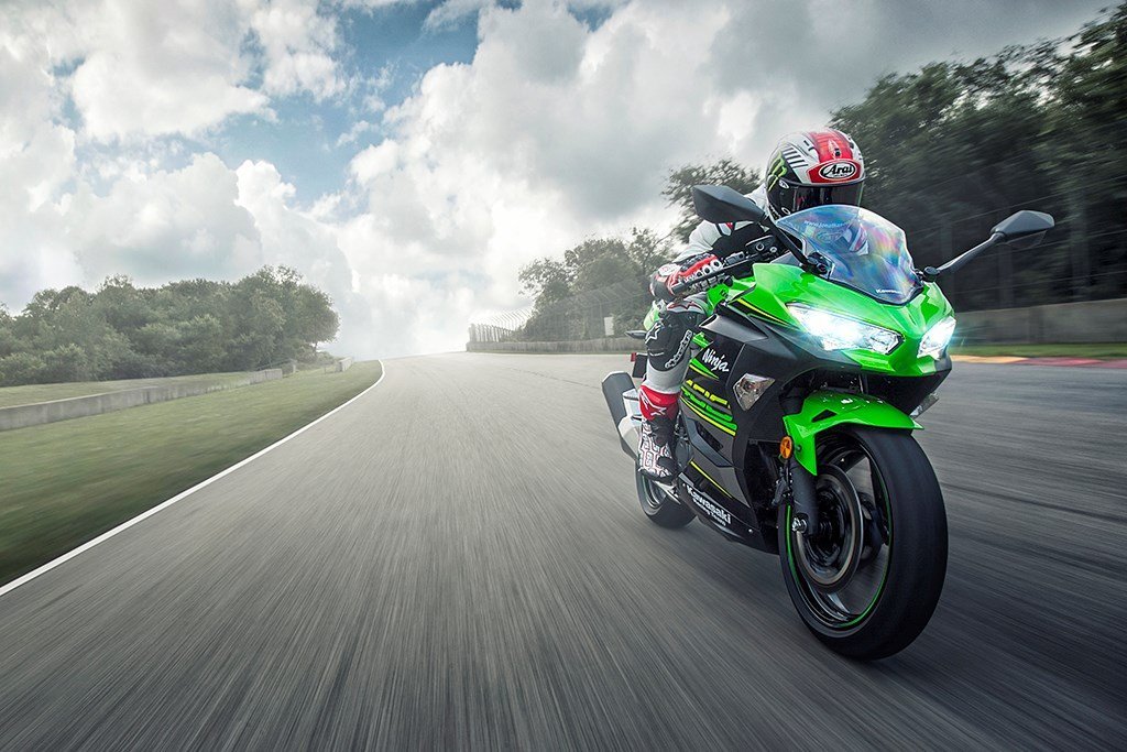 Kawasaki Ninja 400 2018 tại Mỹ có mức giá 113 triệu đồng - ảnh 3