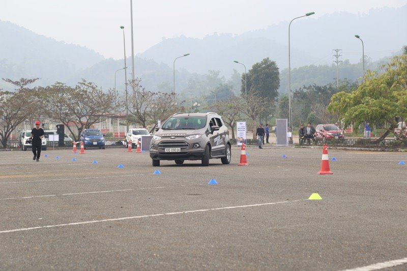 Ford EcoSport lập kỷ lục doanh số cuối 2018 - ảnh 2