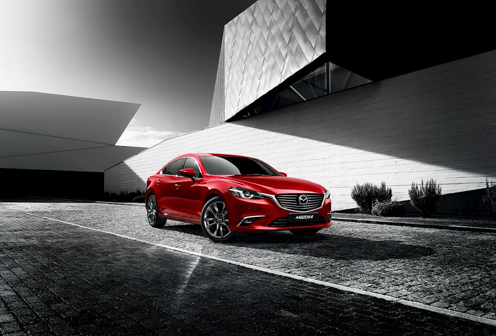Mazda6 giảm giá 35 triệu đồng - ảnh 1