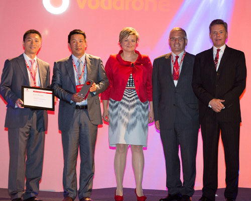 08-22-Vodafone-awards-Huawe.jpg