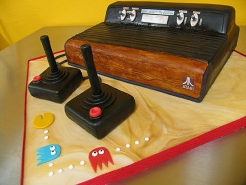 geek-cake-classic-gaming.jpg