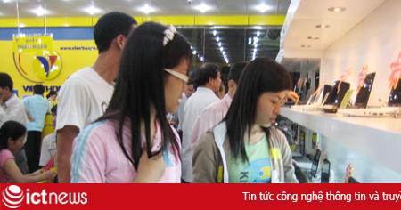 Laptop giá dưới 10 triệu đồng bán chạy