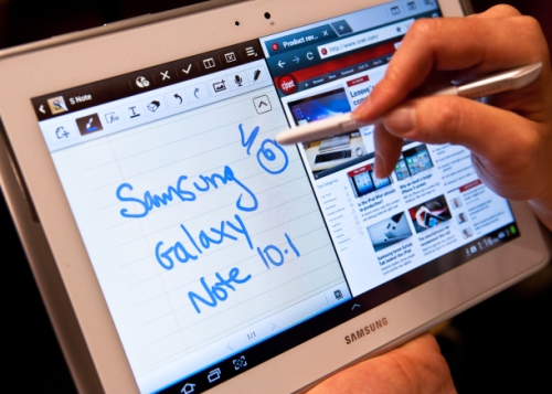 Tablet Samsung Galaxy Note 10.1 lõi tứ, giá từ 499 USD