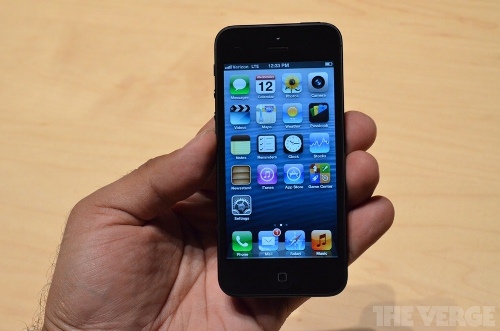 Đánh giá nhanh: 'Hàng nóng” iPhone 5 có gì “hot”?