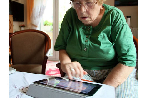 GrandmaiPad.jpg