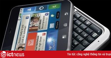 Motorola cũng có điện thoại vuông?