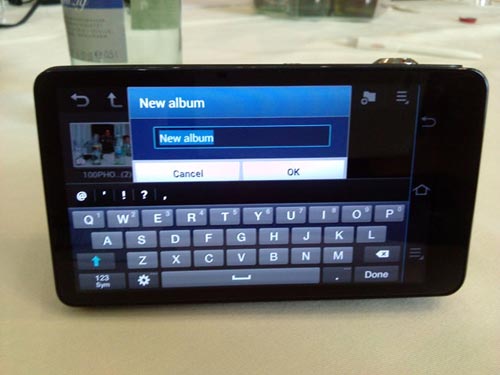 297937-galaxy-camera-keyboa.jpg