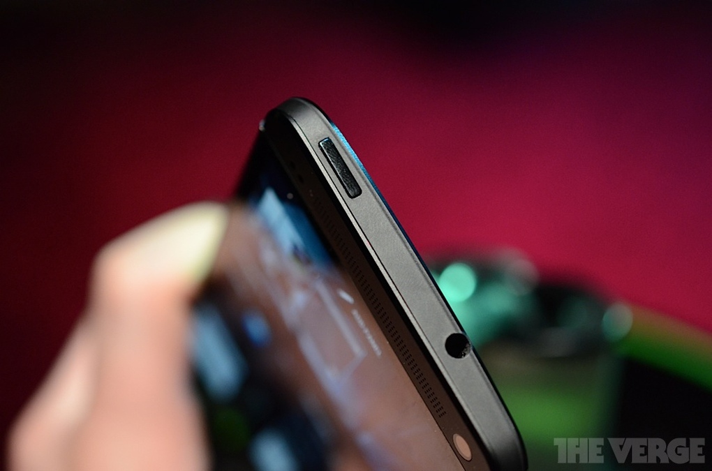 htc-one-hands-on-XSC_2354-rm-verge-1020_verge_super_wide.jpg