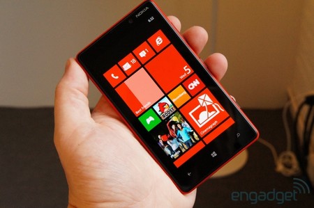 Lumia-820.jpg