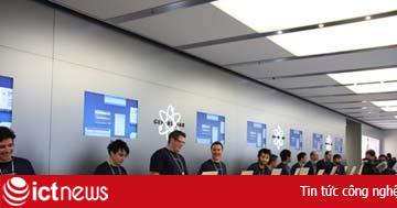 Nhân viên của Apple bị “cấm trại”