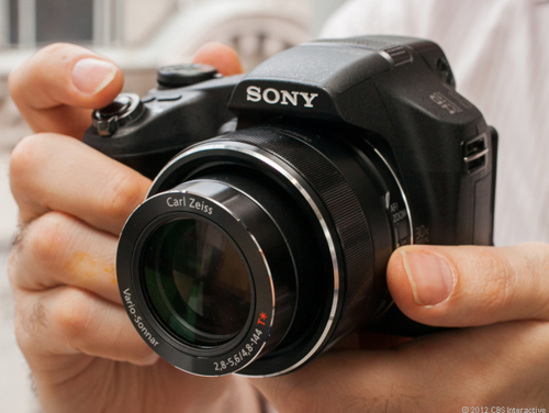 Sony_Cyber-shot_DSC-HX200V_35152783_02_620x466.jpg
