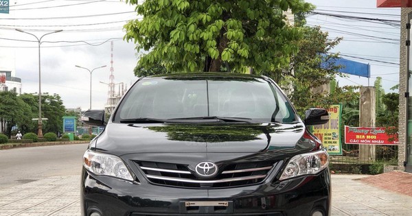 Corolla Altis 2013 rao bán 500 triệu đồng: Khách Việt có xuống tiền?