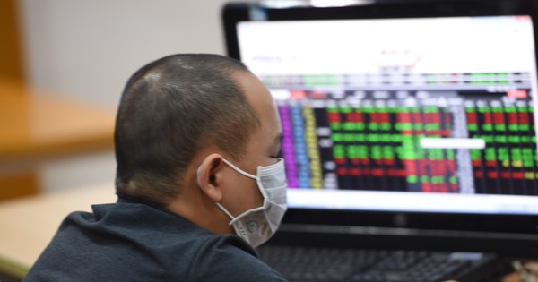 Nghẽn lệnh triền miên, nhà đầu tư chứng khoán thất vọng