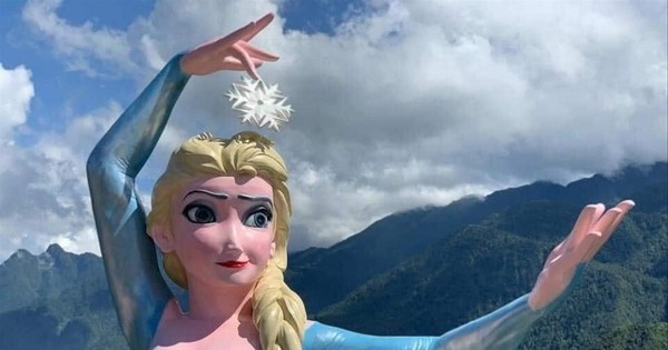 Tượng Elsa 'đột biến' ở Sa Pa bị yêu cầu tháo dỡ