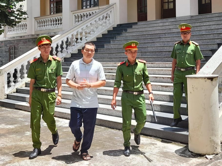 Cựu đại úy công an ở Bến Tre lĩnh 4 năm tù vì 18 lần gọi vòi tiền chạy án