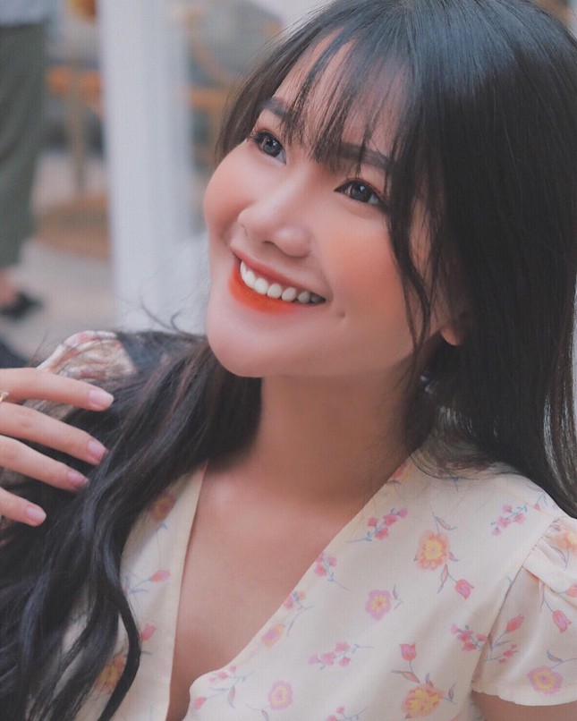 Quỳnh Trang – Cô gái nhỏ với ý chí “to” của Học viện Tài chính ảnh 1