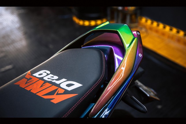 Honda Winner gắn loạt đồ chơi hàng hiệu của biker Đà Nẵng ảnh 10