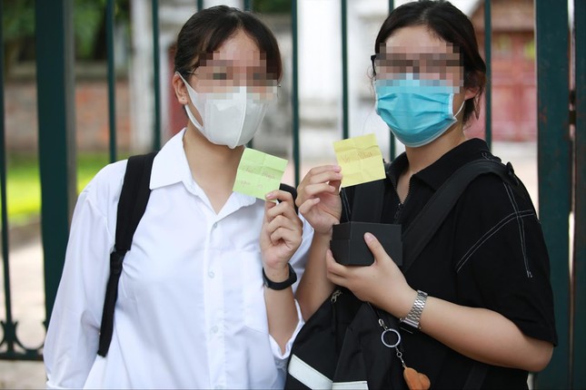 Biến tướng sĩ tử cầu may ảnh 2