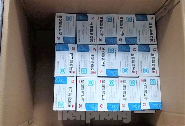 Phát hiện kho thuốc trị COVID-19 không rõ nguồn gốc tại Bình Dương ảnh 3