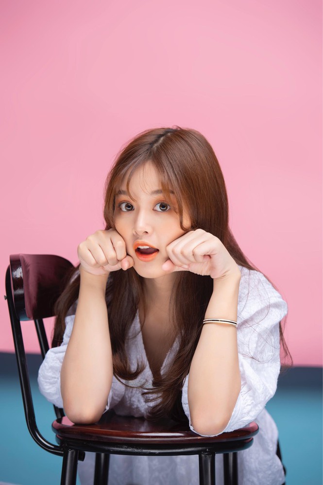 Nữ sinh ‘gây xao xuyến’ với nhan sắc ngọt ngào, ước mơ trở thành nhà báo - ảnh 2