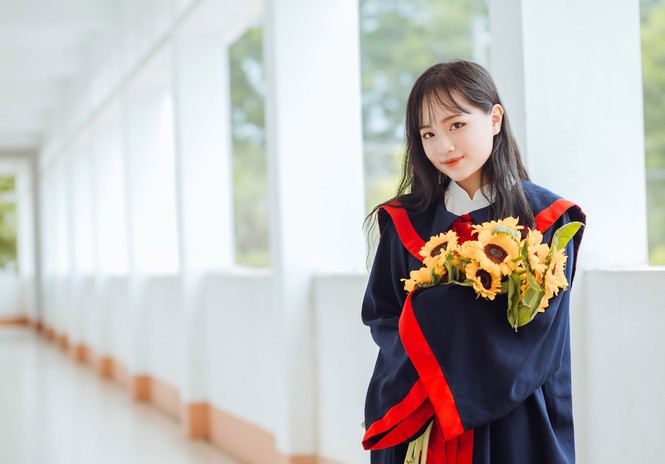 Nữ sinh ngành Luật đam mê ca hát, quyết tâm giảm 10kg để không bị body shaming - ảnh 10