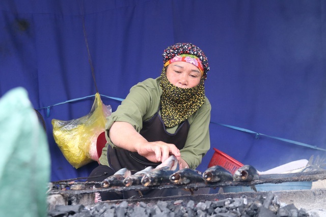 Về làng cá nướng thơm nức mũi nổi tiếng bậc nhất Hà Tĩnh - ảnh 8