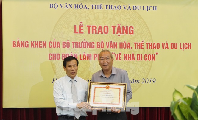 Điều tiếc nuối của đạo diễn Nguyễn Danh Dũng trong tập cuối 'Về nhà đi con'