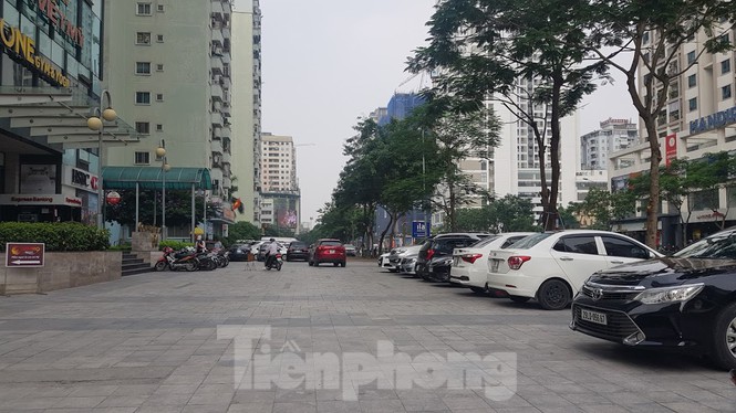 Cận cảnh khu đất công làm bãi xe 'biến hình' thành cao ốc ở Hà Nội - ảnh 12