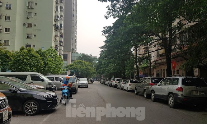 Cận cảnh khu đất công làm bãi xe 'biến hình' thành cao ốc ở Hà Nội - ảnh 19