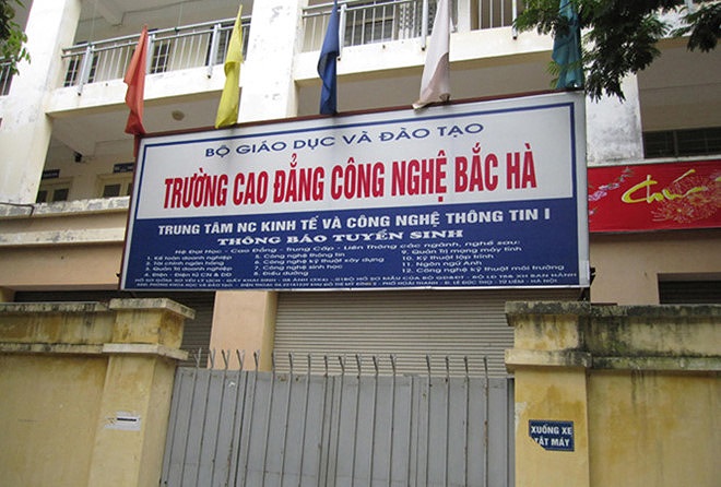 Nghe VietNamNet: Bộ GD&ĐT yêu cầu gần 50 đơn vị dừng cấp chứng chỉ ngoại ngữ, tin học