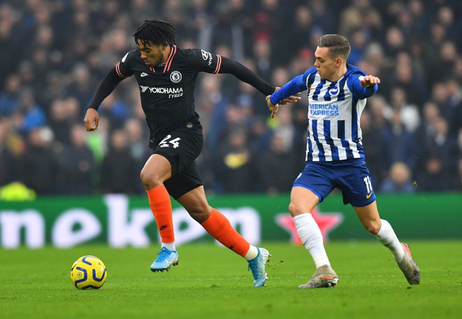 Nghe VietNamNet: Chelsea đánh rơi chiến thắng ngày đầu năm