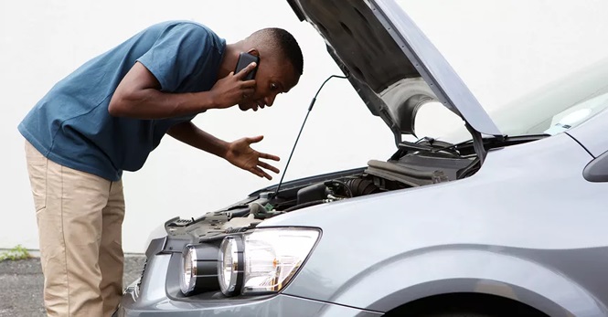 Các 'triệu chứng' cho thấy ôtô bị lỗi bộ điều khiển động cơ - ảnh 1