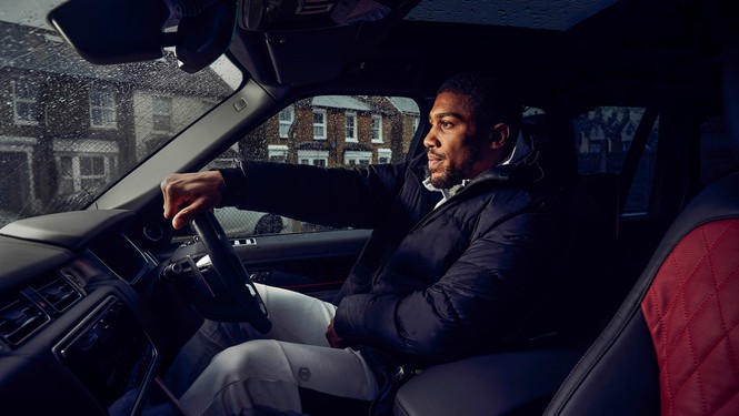 Nhà vô địch quyền anh Anthony Joshua sở hữu phiên bản “độc nhất vô nhị”Range Rover SVAutobiography - ảnh 5