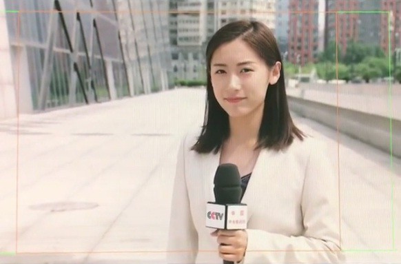 Cặp chị em sinh đôi tốt nghiệp Harvard làm MC truyền hình - ảnh 11