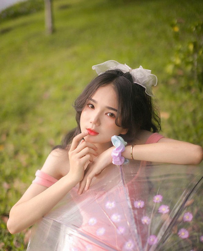 Nữ sinh 10X Bình Dương sở hữu nhan sắc ngọt ngào tựa “búp bê lai” - ảnh 3
