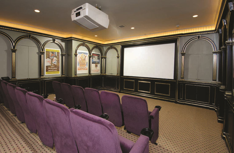 'Dot nhap' biet thu ngan ty cua TT Donald Trump va vo cu-Hinh-13