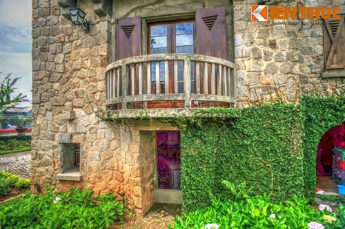 To mo biet thu da khung vua Bao Dai mua tang nguoi tinh-Hinh-5