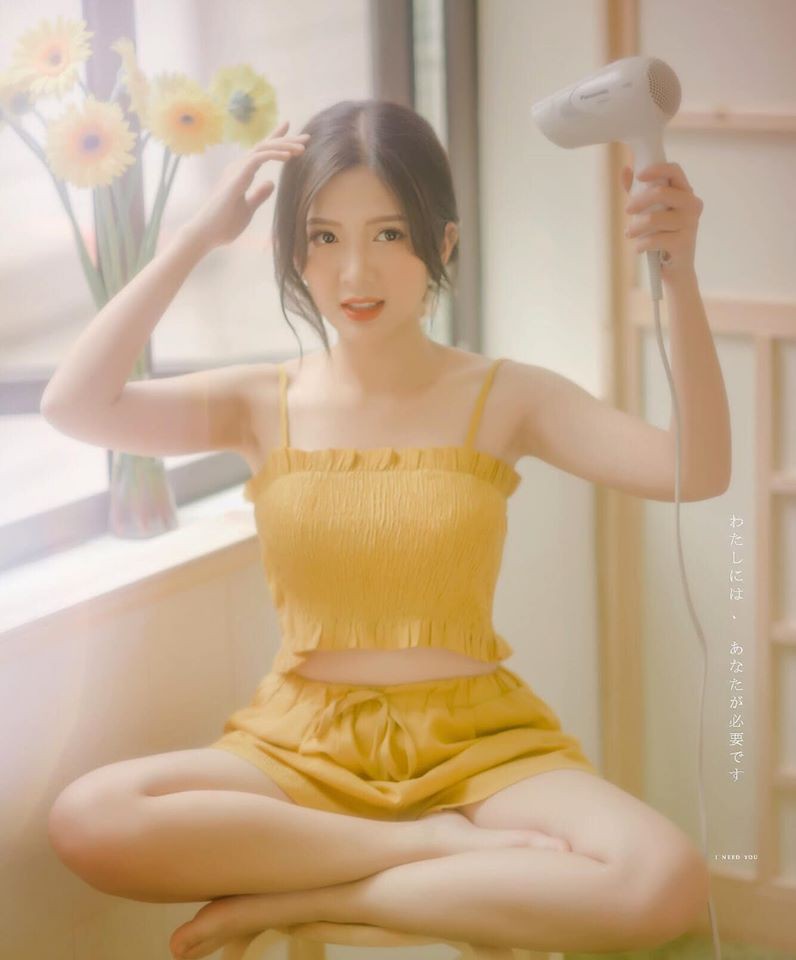 Hot girl Ha thanh trong “Nhung ngay khong quen” an mac nu tinh-Hinh-3