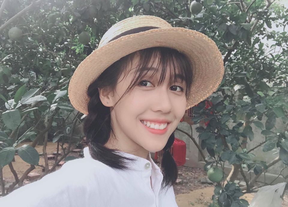 Gu thoi trang tre trung, nhi nho cua “Thanh nu nhac che” Hau Hoang