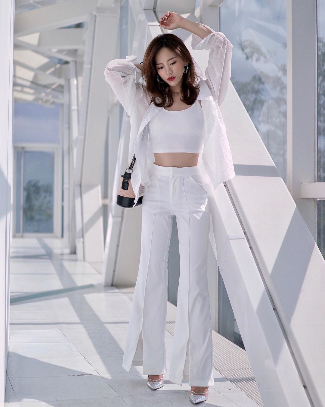 Nu tiep vien hang khong noi tieng Dai Loan an mac cuc goi cam-Hinh-2