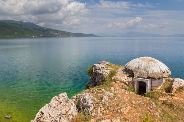 Boongke tranh bom hat nhan cua Albania kien co the nao?-Hinh-4