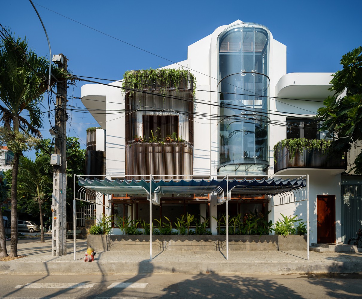 Nha lien ke huong chinh Tay ghep hai thanh mot, noi that vo cung doc dao-Hinh-2