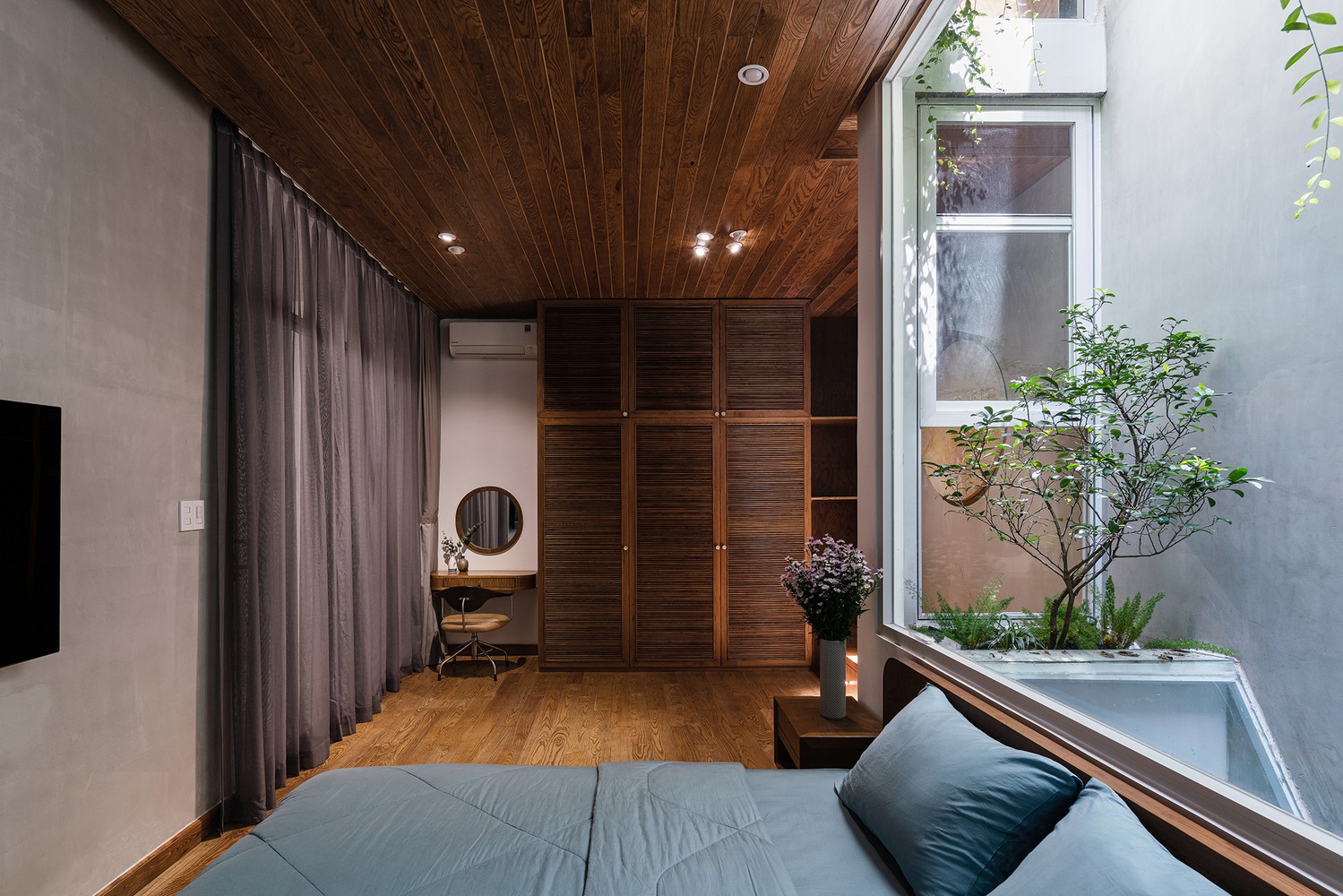 Nha ong ngap nang gio giua Sai Gon an tuong tren bao My-Hinh-8