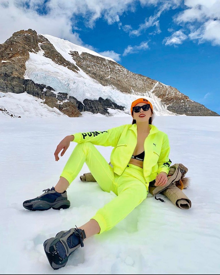 Nhung bo do “thieu dot mat” fan cua hoa hau Ky Duyen-Hinh-10