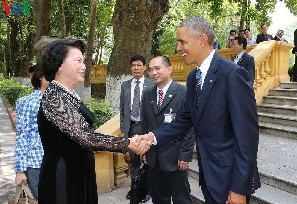 Shop TIN 24/5: Tổng thống Obama ngày thứ nhất ở Hà Nội - ảnh 3