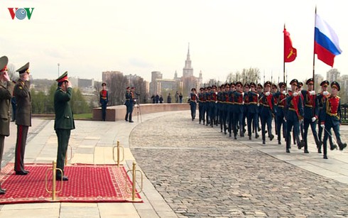 Tân Bộ trưởng Quốc phòng Việt Nam thăm chính thức Nga - ảnh 1