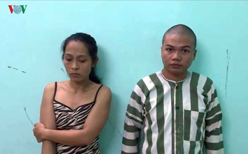 bat doi nam nu gia vo nguoi thue tro de trom hang loat xe may hinh 1