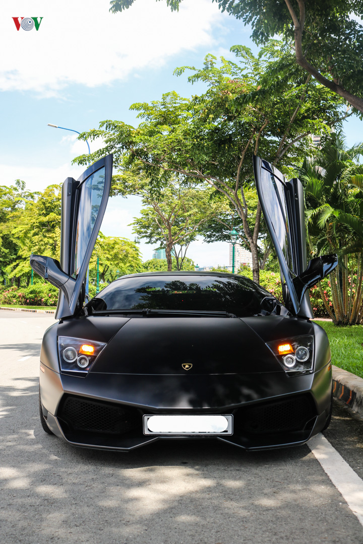 sieu xe trieu do lamborghini murcielago sv tai xuat duong pho sai gon hinh 15
