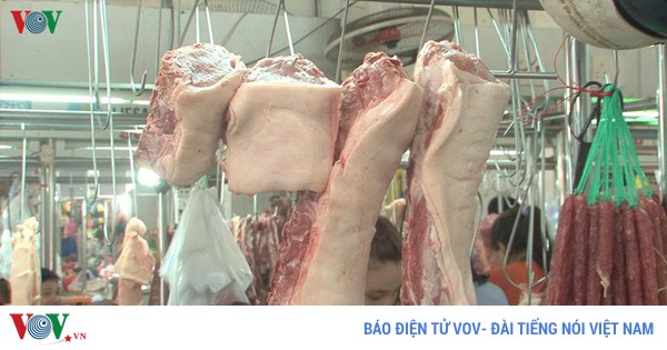 Nghe VietNamNet: Giá thịt lợn đã chững và bắt đầu xu hướng giảm