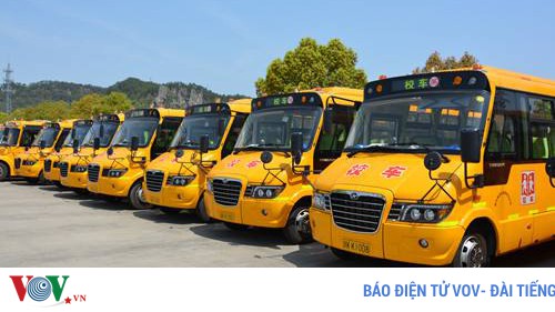 Hệ thống thông minh ngăn ngừa việc bỏ quên học sinh trên xe ở Trung Quốc